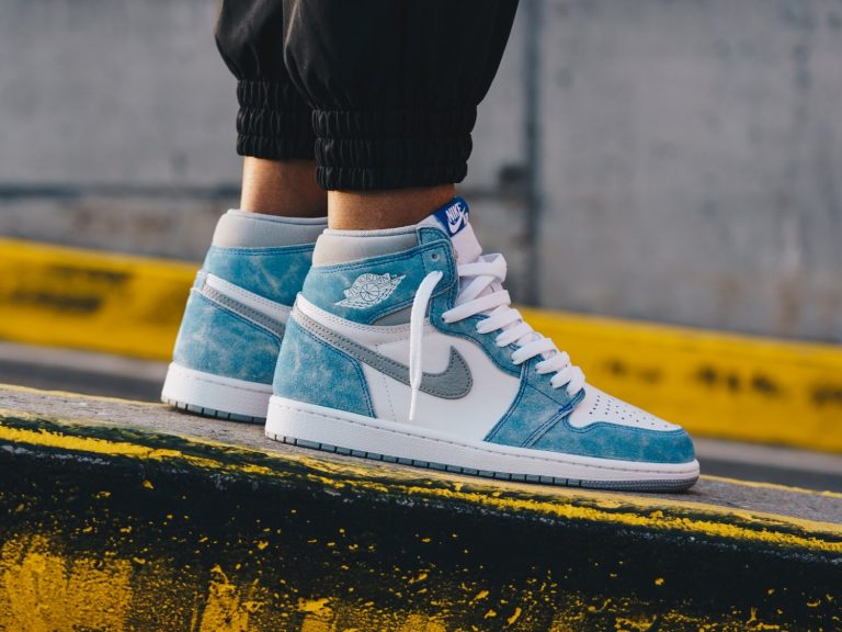 On Feet: adidas x SW Superearth, AJ 1 Hyper Royal, AF 1 Pixel a další